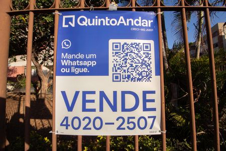Plaquinha Instalada de apartamento à venda com 2 quartos, 70m² em Serrano, Belo Horizonte