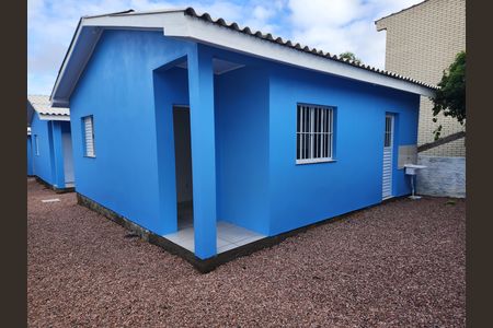 Área externa de casa de condomínio para alugar com 2 quartos, 49m² em Belém Novo, Porto Alegre