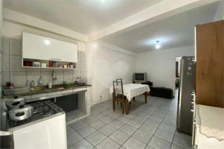 Casa à venda com 4 quartos, 249m² em Campanário, Diadema