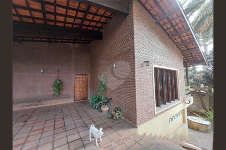Casa à venda com 7 quartos, 1758m² em Eldorado, Diadema