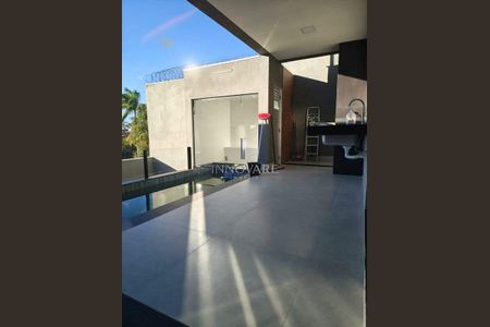 Casa à venda com 3 quartos, 250m² em Enseada das Garcas, Belo Horizonte