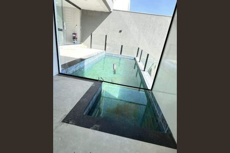 Casa à venda com 3 quartos, 250m² em Enseada das Garcas, Belo Horizonte
