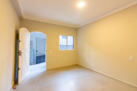 Casa para alugar com 4 quartos, 180m² em Km 18, Osasco