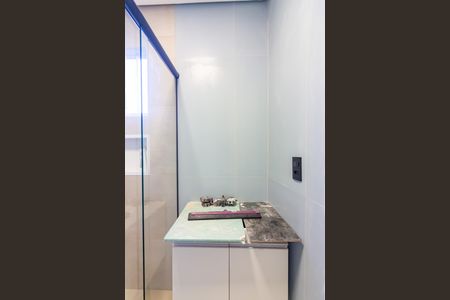 Banheiro da Suíte 2 de casa para alugar com 4 quartos, 180m² em Km 18, Osasco