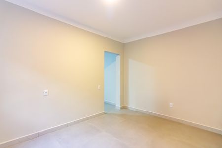 Sala  de casa para alugar com 3 quartos, 180m² em Km 18, Osasco