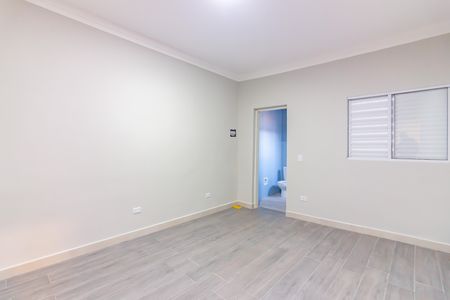 Suíte 2 de casa para alugar com 4 quartos, 180m² em Km 18, Osasco