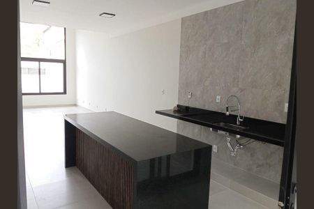 Casa à venda com 150m², 3 quartos e 4 vagas