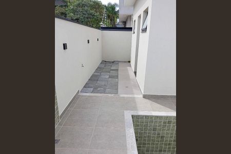 Casa à venda com 150m², 3 quartos e 4 vagas
