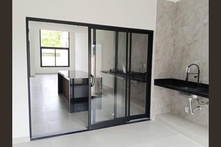 Casa à venda com 150m², 3 quartos e 4 vagas
