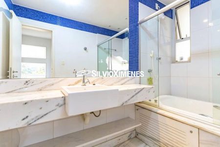 Apartamento à venda com 210m², 4 quartos e 3 vagas
