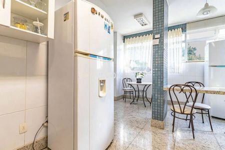 Apartamento à venda com 210m², 4 quartos e 3 vagas
