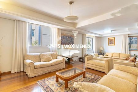 Apartamento à venda com 210m², 4 quartos e 3 vagas