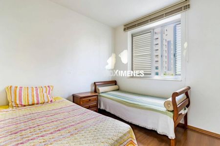 Apartamento à venda com 210m², 4 quartos e 3 vagas