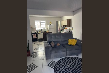 Casa à venda com 4 quartos, 208m² em Jardim Elvira, Osasco