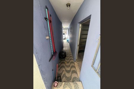 Casa à venda com 4 quartos, 208m² em Jardim Elvira, Osasco
