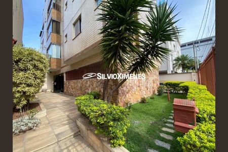 Apartamento à venda com 3 quartos, 136m² em Coração Eucarístico, Belo Horizonte