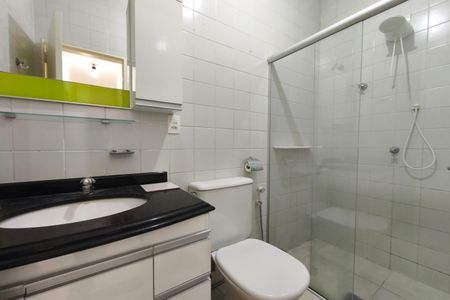 Banheiro de apartamento à venda com 2 quartos, 60m² em Jardim Pauliceia, Campinas