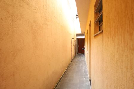 Corredor de casa para alugar com 2 quartos, 69m² em Cidade Líder, São Paulo