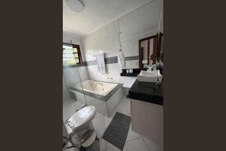 Casa à venda com 369m², 5 quartos e 4 vagas