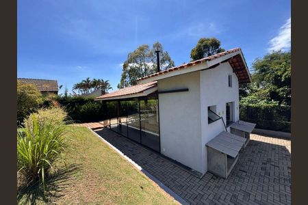 Casa à venda com 226m², 3 quartos e 10 vagas