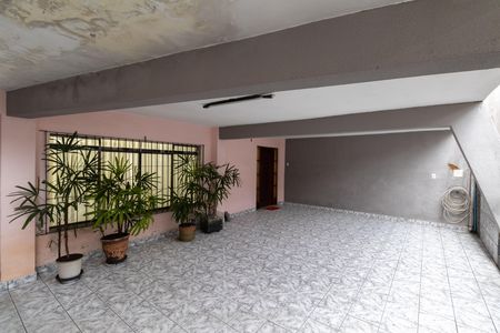 Garagem de casa à venda com 4 quartos, 500m² em Vila Chuca, São Paulo