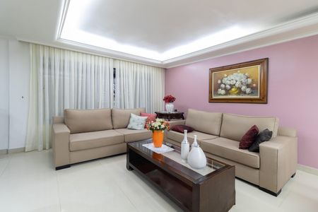 Sala de casa à venda com 4 quartos, 500m² em Vila Chuca, São Paulo
