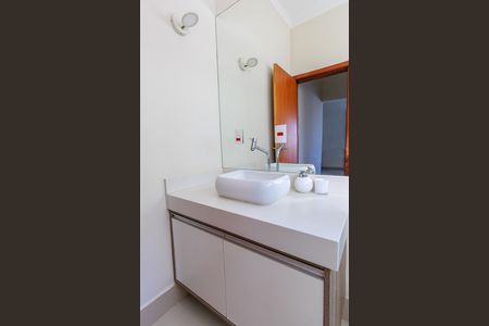 Banheiro social de casa à venda com 3 quartos, 150m² em Jardim Park Real, Indaiatuba