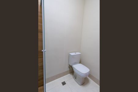 Casa à venda com 150m², 3 quartos e 2 vagas Casa à venda com 150m², 3 quartos e 2 vagasBanheiro da Suíte