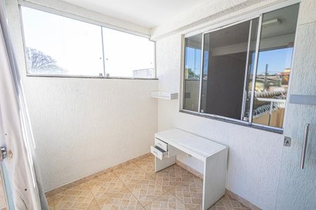 Sala 2 andar de casa para alugar com 2 quartos, 90m² em Guarani, Belo Horizonte