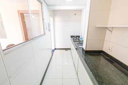 Cozinha de casa para alugar com 2 quartos, 90m² em Guarani, Belo Horizonte