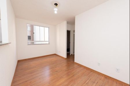 Sala de apartamento para alugar com 2 quartos, 45m² em Bairro da Glória, Contagem