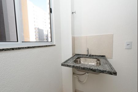 Apartamento para alugar com 45m², 2 quartos e 1 vaga Apartamento para alugar com 45m², 2 quartos e 1 vagaCozinha e Área de Serviço