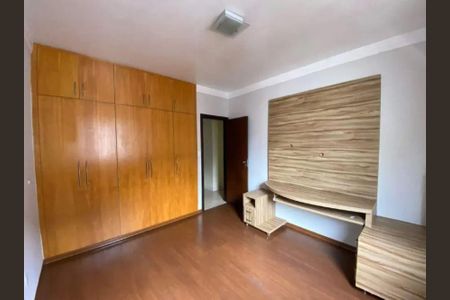 Apartamento para alugar com 320m², 5 quartos e 4 vagas