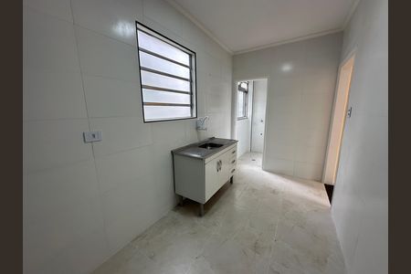 Cozinha de apartamento para alugar com 1 quarto, 53m² em Boa Vista, São Vicente