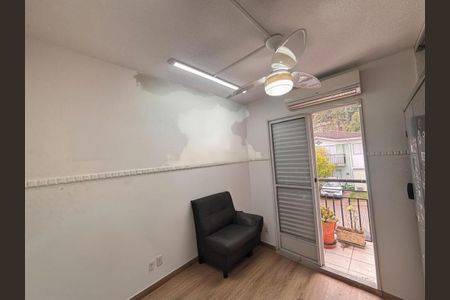 Casa de Condomínio à venda com 3 quartos, 115m² em Jardim das Esmeraldas, São Paulo