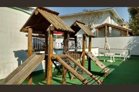 Casa de condomínio à venda com 115m², 3 quartos e 2 vagas