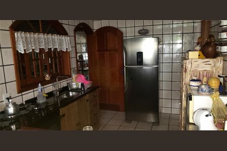 Casa à venda com 4 quartos, 290m² em Santa Ines, São Paulo