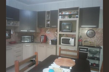 Casa à venda com 4 quartos, 180m² em Jardim Jacana, São Paulo