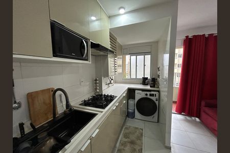Cozinha de apartamento para alugar com 2 quartos, 41m² em Inhaúma, Rio de Janeiro