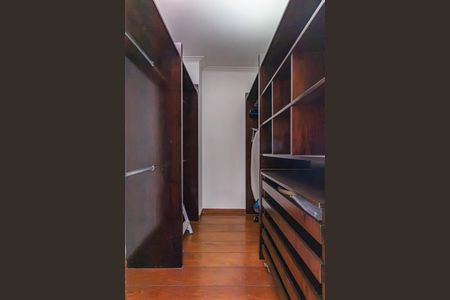 Apartamento à venda com 93m², 2 quartos e 2 vagas Apartamento à venda com 93m², 2 quartos e 2 vagasSuíte 2