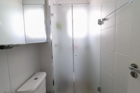 Apartamento à venda com 65m², 2 quartos e 2 vagas Apartamento à venda com 65m², 2 quartos e 2 vagasBanheiro