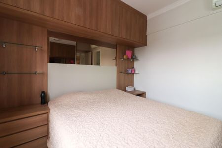 Apartamento à venda com 65m², 2 quartos e 2 vagas Apartamento à venda com 65m², 2 quartos e 2 vagasSuíte