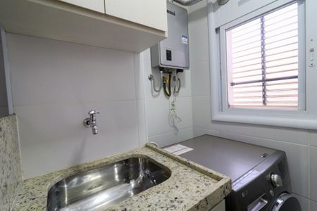 Apartamento à venda com 65m², 2 quartos e 2 vagas Apartamento à venda com 65m², 2 quartos e 2 vagasÁrea de serviço