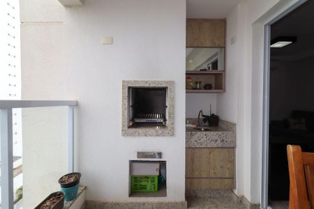 Apartamento à venda com 65m², 2 quartos e 2 vagas Apartamento à venda com 65m², 2 quartos e 2 vagasVaranda