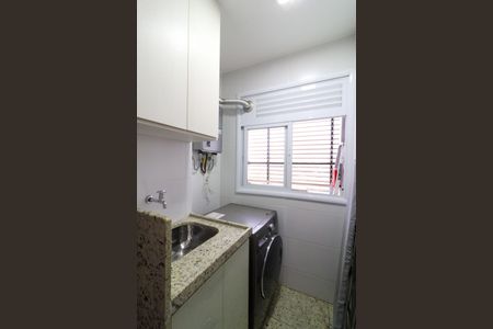 Apartamento à venda com 65m², 2 quartos e 2 vagas Apartamento à venda com 65m², 2 quartos e 2 vagasÁrea de serviço