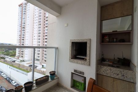 Apartamento à venda com 65m², 2 quartos e 2 vagas Apartamento à venda com 65m², 2 quartos e 2 vagasVaranda