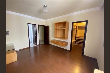 Quarto de apartamento para alugar com 4 quartos, 310m² em Buritis, Belo Horizonte