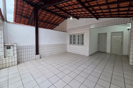 Casa para alugar com 2 quartos, 91m² em Real, Praia Grande