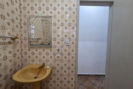 Casa para alugar com 91m², 2 quartos e 2 vagas Casa para alugar com 91m², 2 quartos e 2 vagasBanheiro