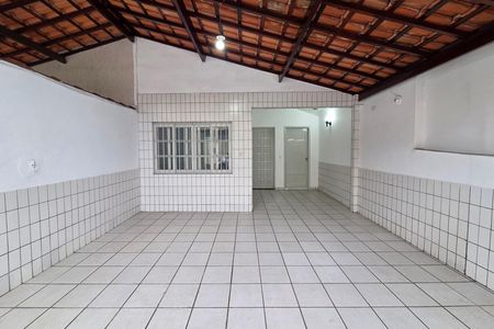 Casa para alugar com 91m², 2 quartos e 2 vagas Casa para alugar com 91m², 2 quartos e 2 vagasGaragem